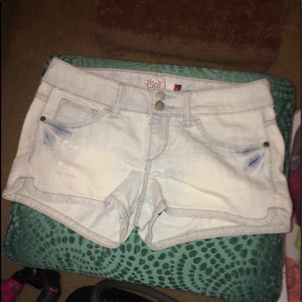 (2/$22) Sale NWOT SO blue jean shorts
